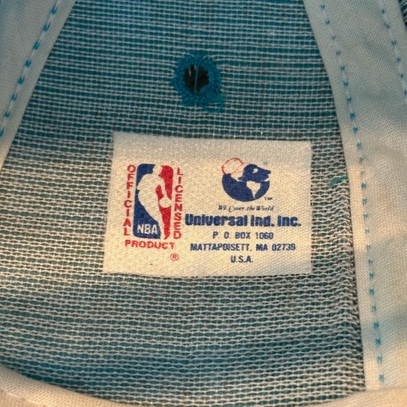 Charlotte Hornets - Vintage Snapback Hat - Picture 5 of 5